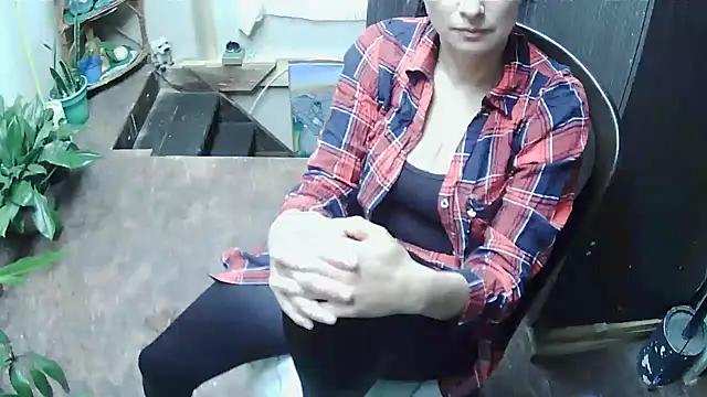 Jennys room 77 online show from 11-25-25, 04:40