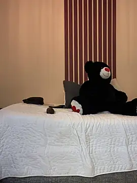  Shara Handal  online show from 02-26-25, 06:58