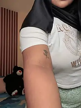  Shara Handal  online show from 03-20-25, 08:53