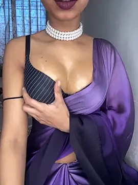 Snapshot of Hot-sexy222 chatting on 01-18-25, 02:14 Hot-sexy222 online show from 01-18-25, 02:14