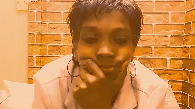 Snapshot of Fuckable_Nasty_MILF chatting on 06-10-26, 05:07 Fuckable Nasty MILF online show from 06-10-26, 05:07