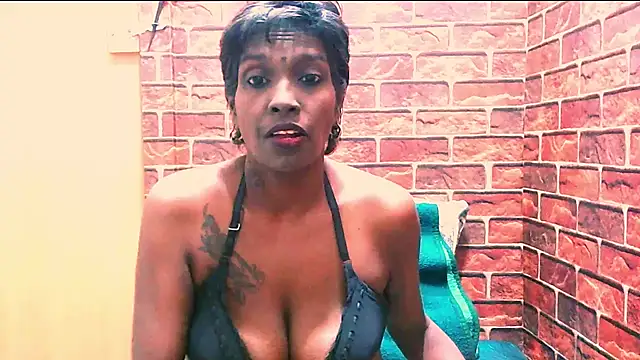 Snapshot of Fuckable_Nasty_MILF chatting on 07-09-26, 04:33 Fuckable Nasty MILF online show from 07-09-26, 04:33