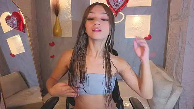 Laurita b online show from 03-12-26, 07:53