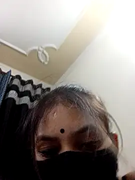 Snapshot of sona-877 chatting on 01-26-25, 09:18 sona-877 online show from 01-26-25, 09:18