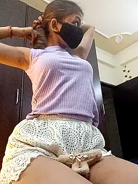 Snapshot of sona-877 chatting on 02-10-25, 08:42 sona-877 online show from 02-10-25, 08:42