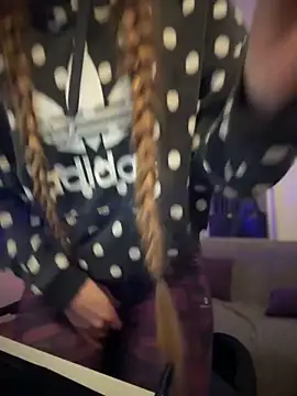 Piinkpandora online show from 03-05-26, 08:27