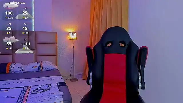 Snapshot of Nathan_Bluee chatting on 01-29-25, 01:17 Nathan Bluee online show from 01-29-25, 01:17