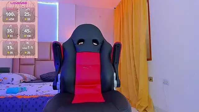 Snapshot of Nathan_Bluee chatting on 02-11-25, 04:02 Nathan Bluee online show from 02-11-25, 04:02