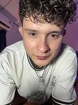 Snapshot of Nathan_Bluee chatting on 10-27-25, 11:52 Nathan Bluee online show from 10-27-25, 11:52