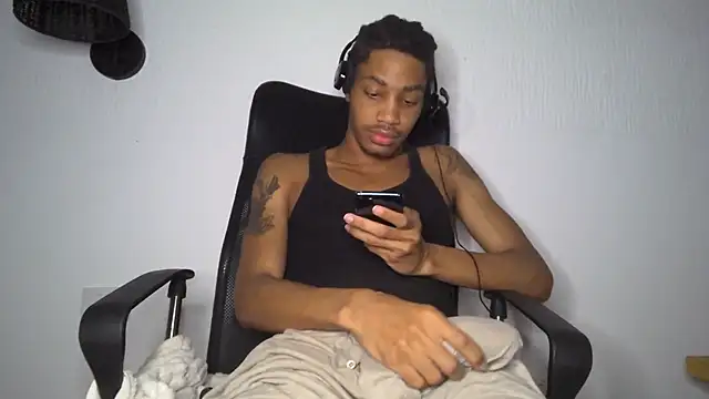 Skinnyblackman online show from 06-13-26, 04:43