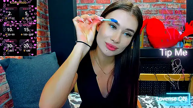 Snapshot of UrJoyy chatting on 11-21-25, 02:05 UrJoyy online show from 11-21-25, 02:05