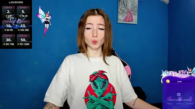 Snapshot of Luxuryalma chatting on 03-06-25, 06:52 Luxuryalma online show from 03-06-25, 06:52