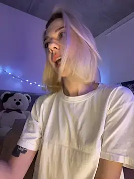  urbestie  online show from 04-11-26, 10:36