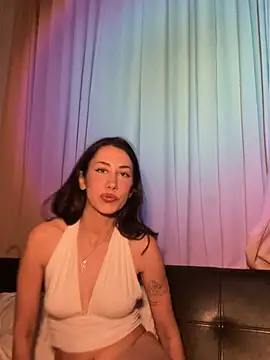 Sophiehii online show from 04-15-26, 12:12