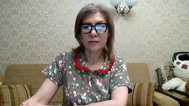 Elegant00Lady online show from 12-16-25, 04:23