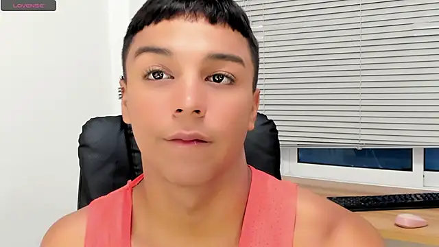 Seductivo jr online show from 12-04-25, 04:22