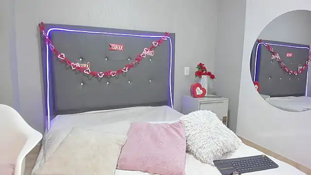 emma lye online show from 04-04-26, 09:12