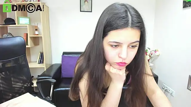 Snapshot of Molly_Owens chatting on 02-26-25, 10:15 Molly Owens online show from 02-26-25, 10:15