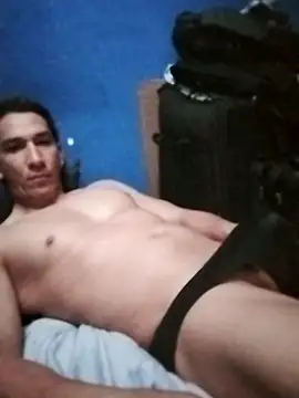 Snapshot of Greacky chatting on 05-12-26, 01:03 Greacky online show from 05-12-26, 01:03