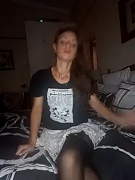 Missmesexycouple69 online show from 03-13-26, 08:59