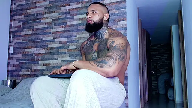 Snapshot of zaiin_diesel chatting on 09-27-25, 12:04 zaiin diesel online show from 09-27-25, 12:04