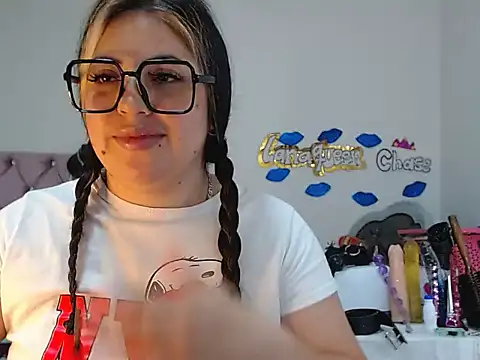 lanaqueen699 online show from 02-10-25, 03:21