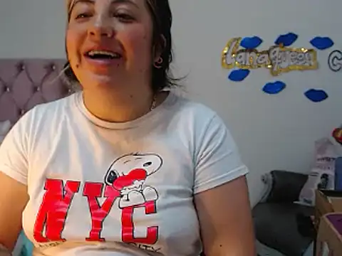 lanaqueen699 online show from 02-13-25, 03:56