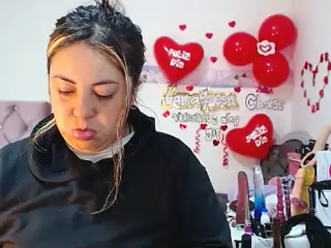 lanaqueen699 online show from 02-15-25, 12:22