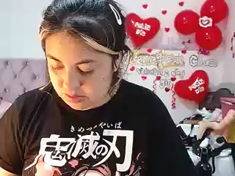 lanaqueen699 online show from 02-17-25, 06:37