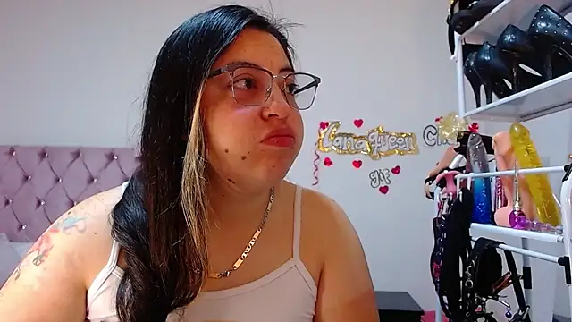 lanaqueen699 online show from 10-10-25, 12:15