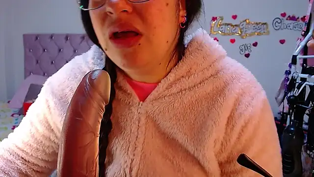 lanaqueen699 online show from 03-10-26, 12:21