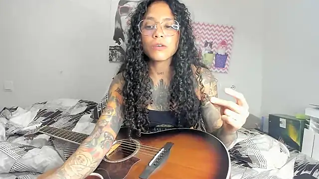 Ama music online show from 02-15-25, 07:39