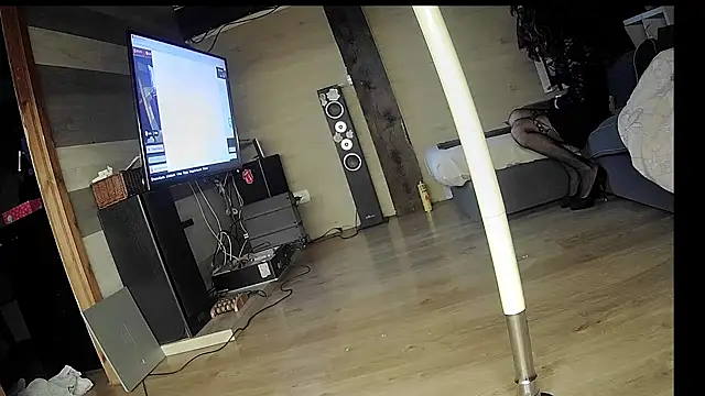 FLakiReve online show from 11-12-25, 05:13