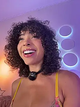 Snapshot of OSHUN_ chatting on 02-08-26, 07:45 OSHUN online show from 02-08-26, 07:45