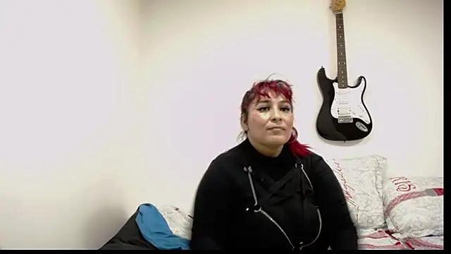 amydeepqueen online show from 05-06-26, 02:22
