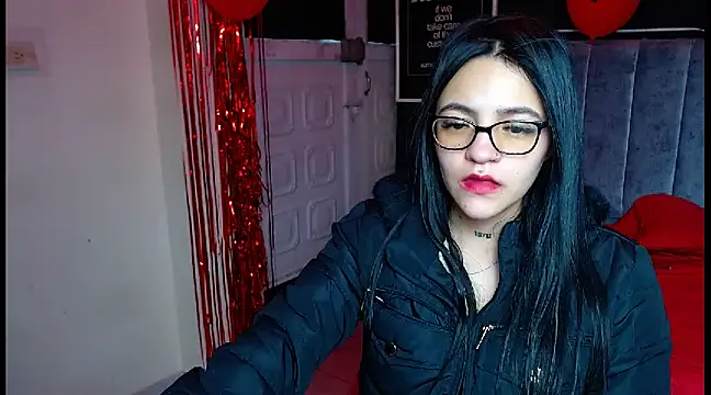 Violettasquirt online show from 02-25-25, 09:24