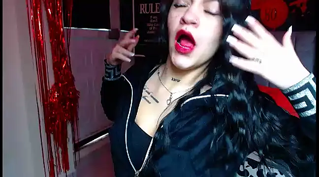 Violettasquirt online show from 03-12-25, 02:01