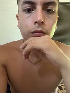 SAMUEL OBRIAN online show from 12-17-24, 04:11