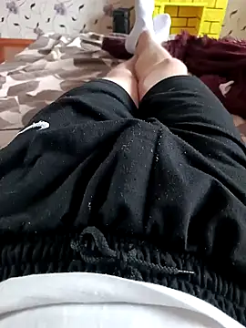 red red00 online show from 02-05-25, 11:02