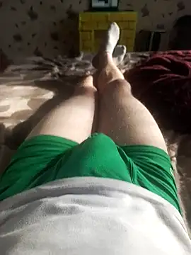 red red00 online show from 03-09-25, 12:42