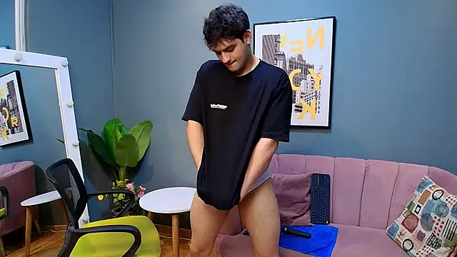 Snapshot of Mark_Evans1_ chatting on 12-14-24, 05:36 Mark Evans1  online show from 12-14-24, 05:36