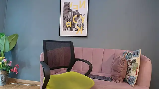 Snapshot of Mark_Evans1_ chatting on 12-21-24, 05:51 Mark Evans1  online show from 12-21-24, 05:51