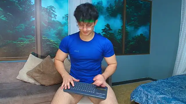 Snapshot of Mark_Evans1_ chatting on 02-14-25, 02:39 Mark Evans1  online show from 02-14-25, 02:39