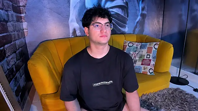 Snapshot of Mark_Evans1_ chatting on 03-01-25, 08:10 Mark Evans1  online show from 03-01-25, 08:10