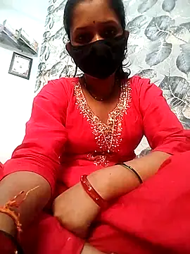 Snapshot of Poojashrma33 chatting on 07-22-26, 10:40 Poojashrma33 online show from 07-22-26, 10:40