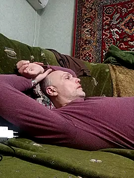 Pineapple04 online show from 01-10-26, 07:37