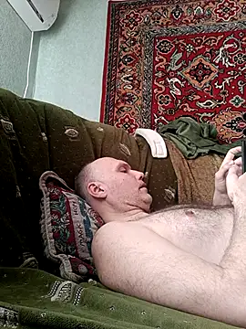 Pineapple04 online show from 03-12-26, 05:57