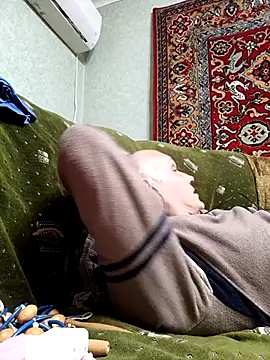 Pineapple04 online show from 04-20-26, 06:20