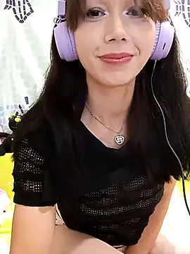 Snapshot of SashaGrinch chatting on 09-21-25, 06:31 SashaGrinch online show from 09-21-25, 06:31