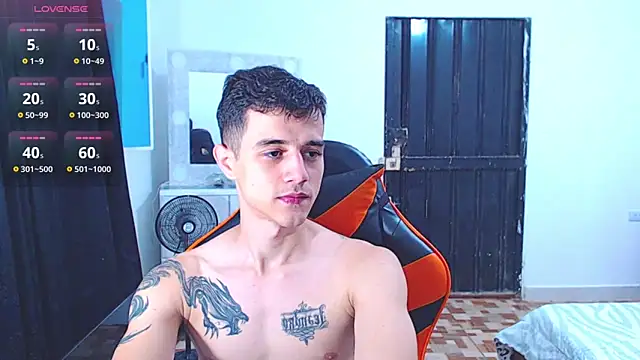 ADAM HOT online show from 07-22-26, 07:27